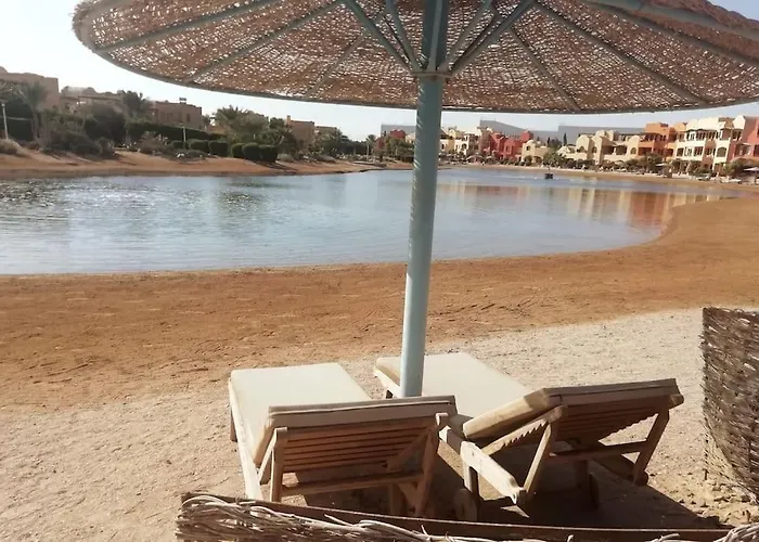 Apartment Style In Nubian Design At Lagoon