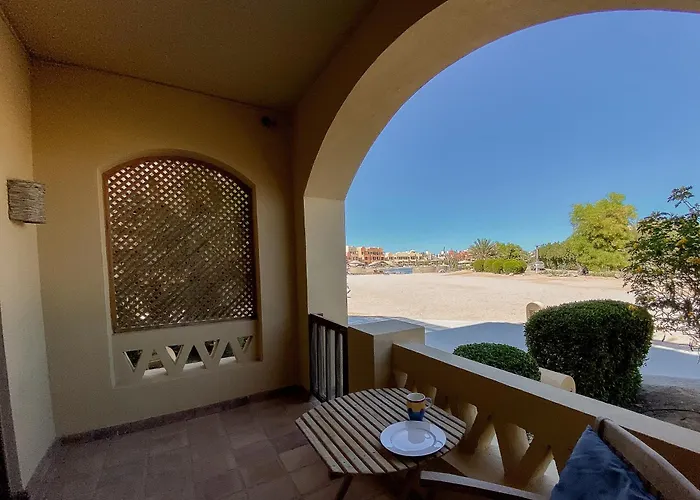 Style In Nubian Design At Lagoon Apartment Hurghada